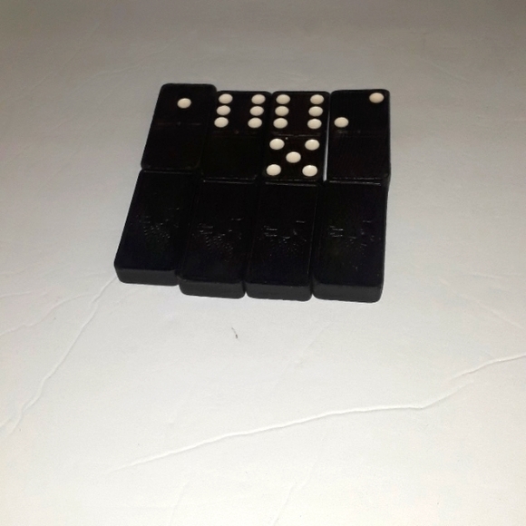 VINTAGE MAGNA DOUBLE SIX #225 WOOD DOMINOES IN BOX - Picture 2 of 5